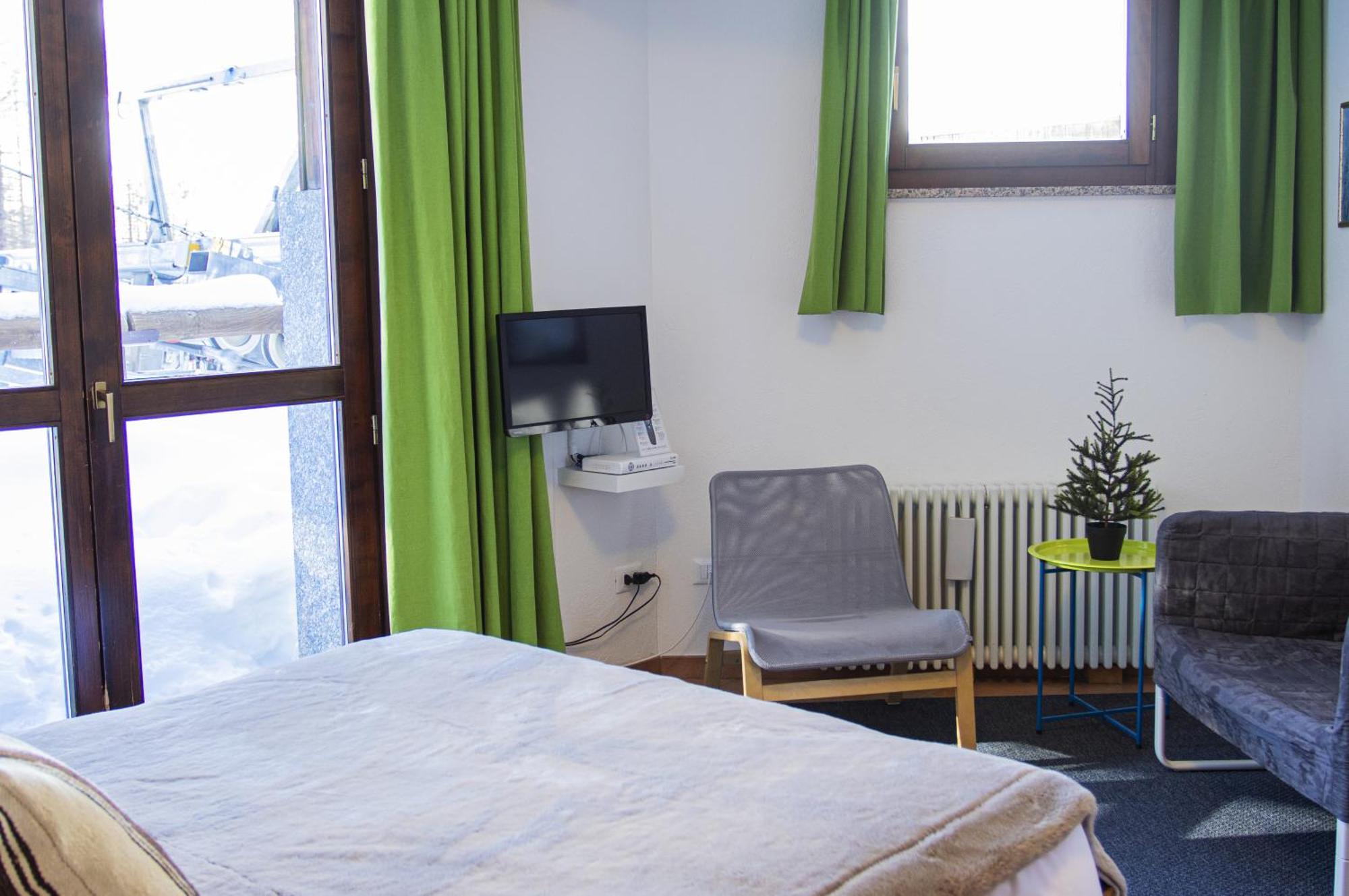 Base Camp Alpine Apartments Breuil-Cervinia Chambre photo